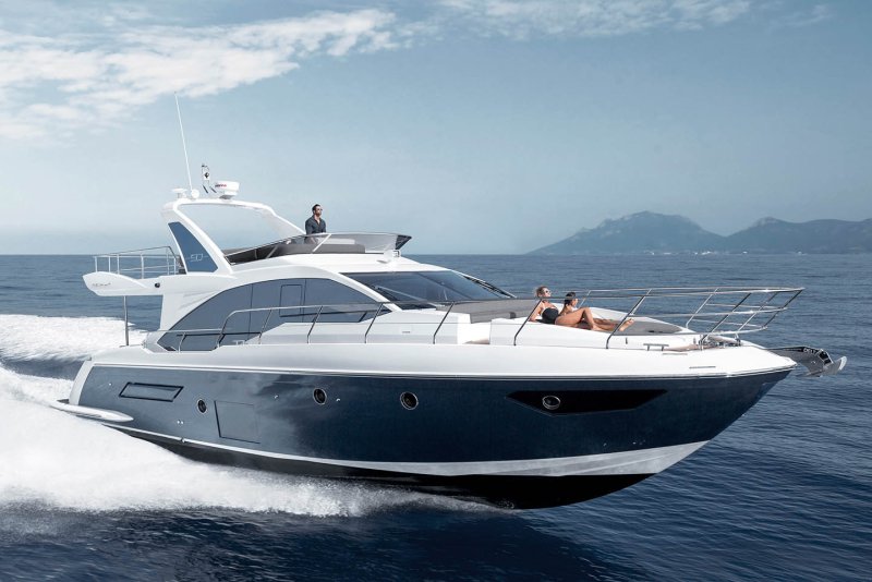 Azimut 50 Flybridge Yacht