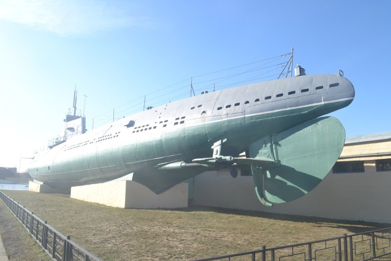 Музей подводная лодка в Санкт-Петербурге на Васильевском