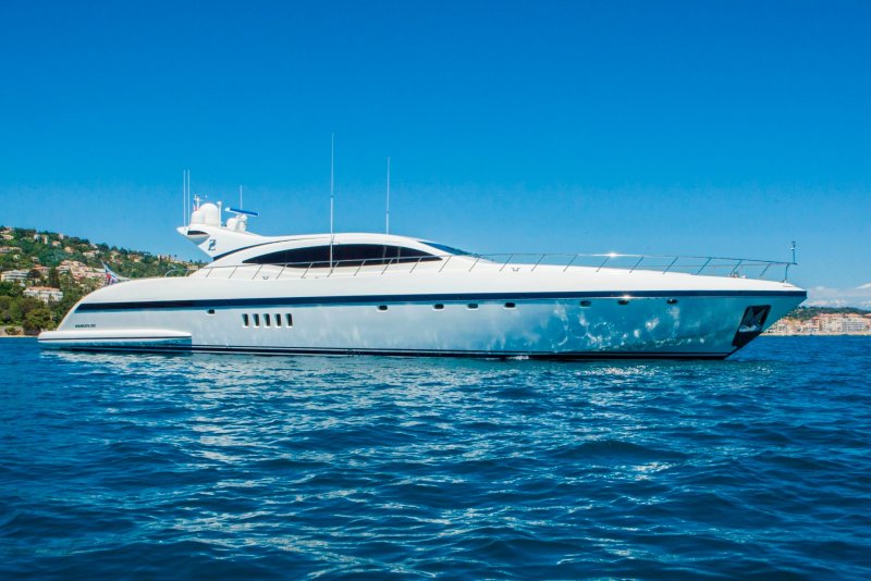 Mangusta 109 Yacht