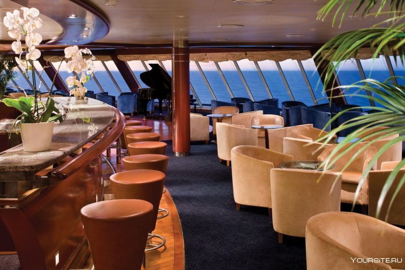 Круизный лайнер Seven Seas Voyager