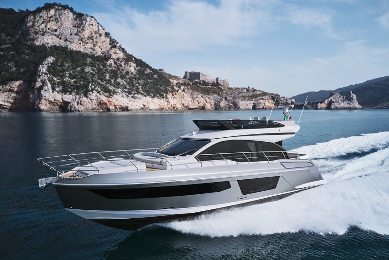 Яхты Azimut 53