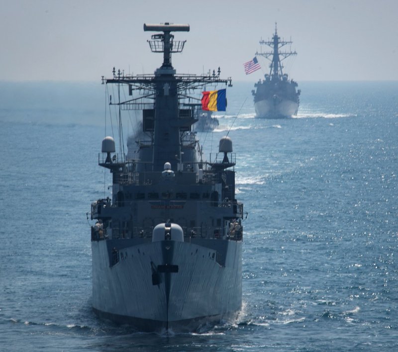 Военные корабли НАТО В черном море