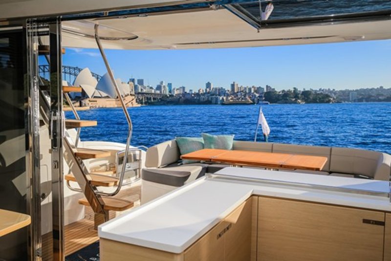 Princess Yacht 65