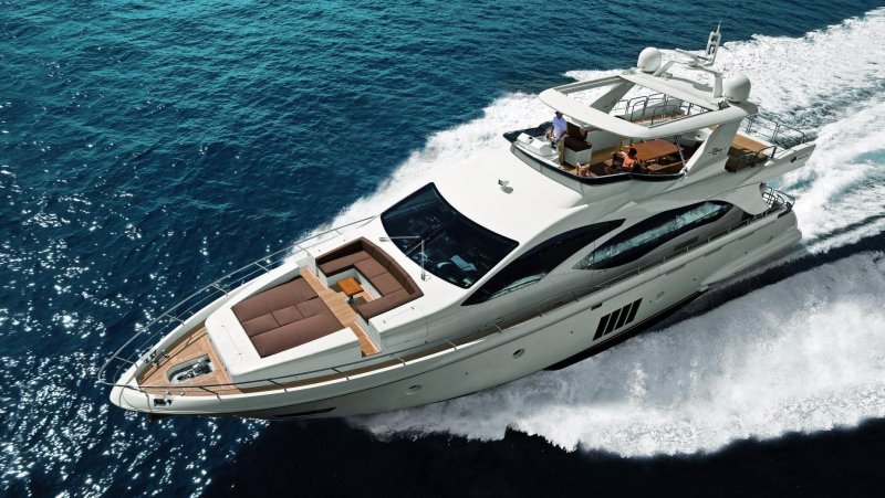 Яхта Azimut 84