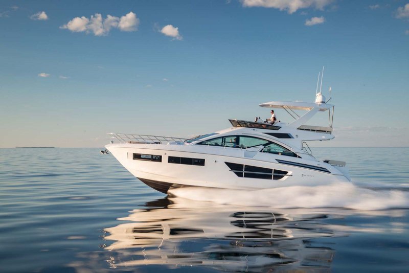 Flybridge на яхте