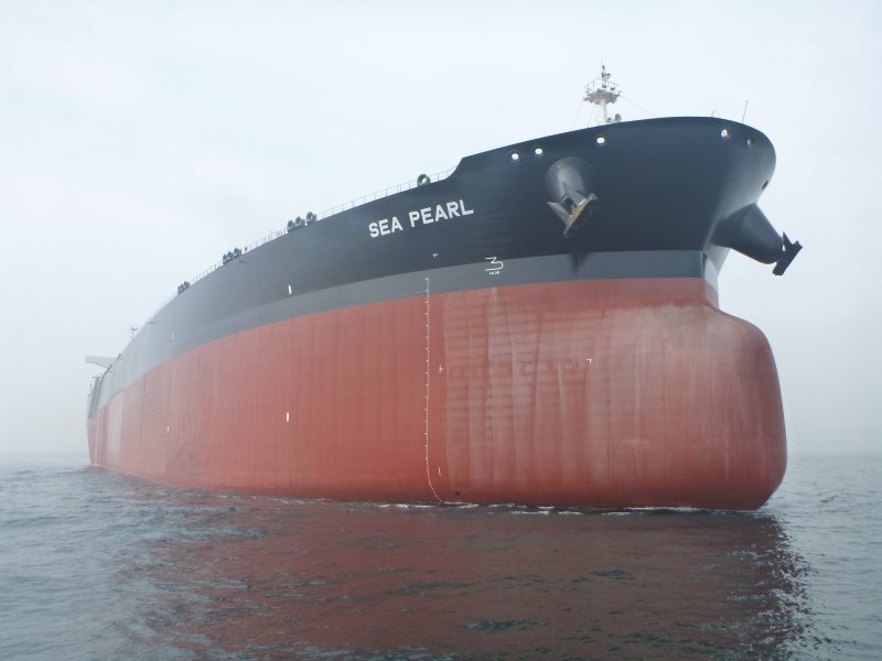 Танкер VLCC В порту