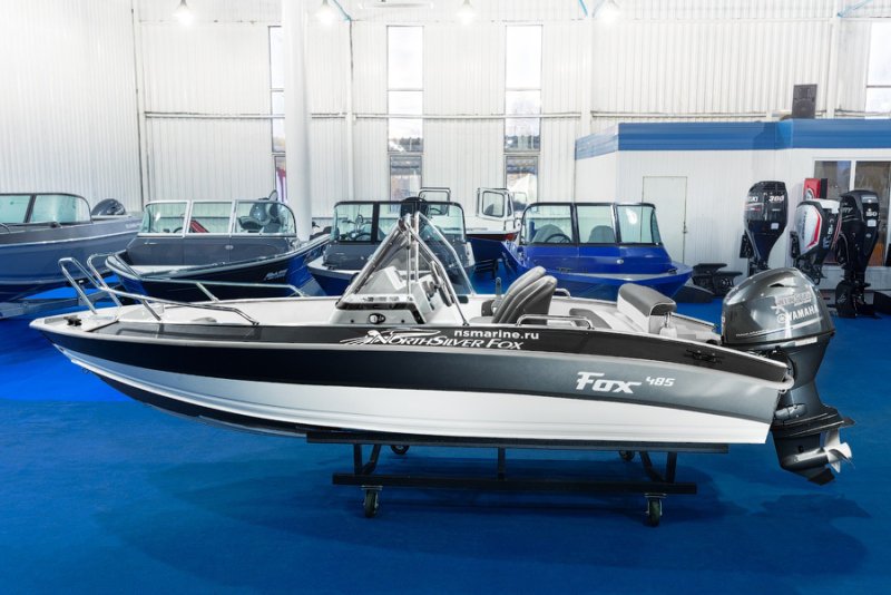 Катер Silver Fox dc485