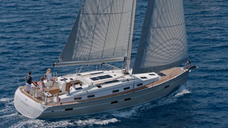 Яхта Bavaria 50 Cruiser