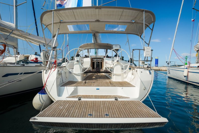 Яхта Bavaria 40