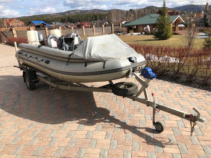 Лодка Фрегат 550