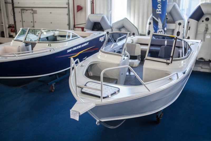 Quintrex 510 Cruiseabout Light