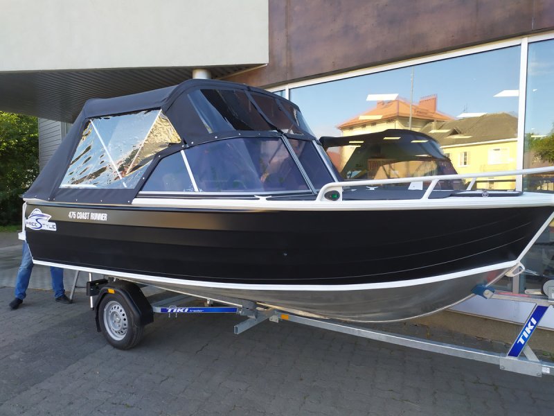 Тент на Quintrex 475 Bowrider