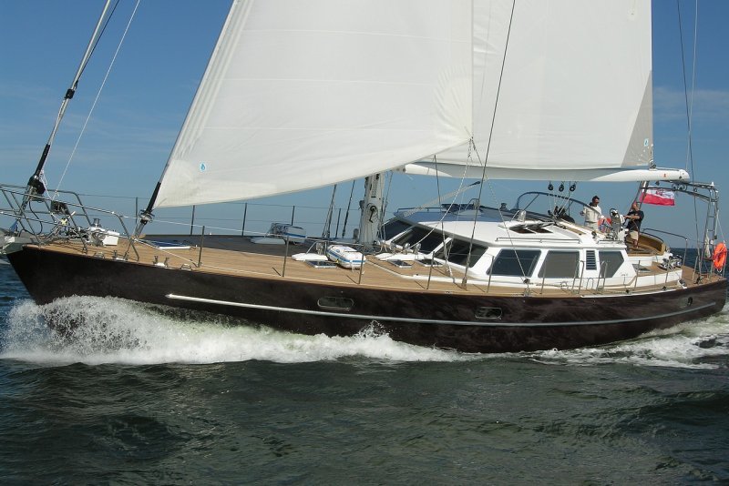 Парусная яхта Conrad 45