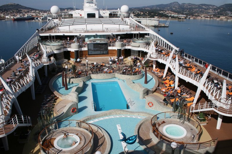MSC Fantasia круизный лайнер