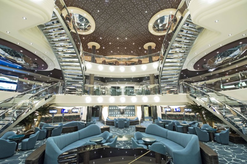 Круизный корабль "MSC Preziosa"