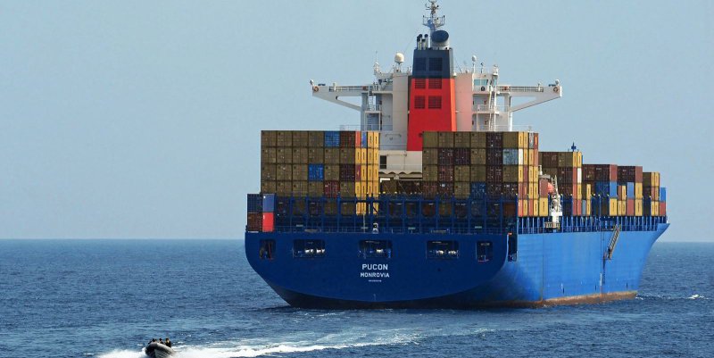 Boat vs ship