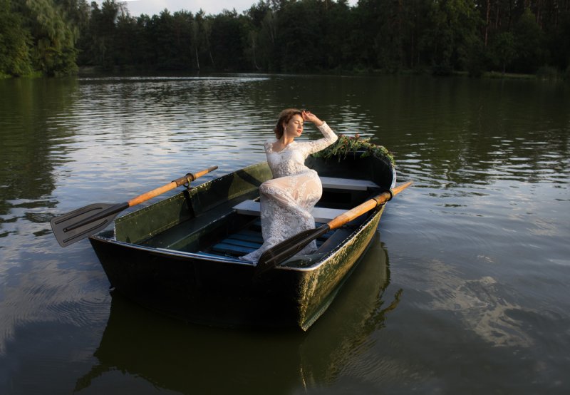 Фотосессия в лодке