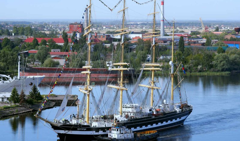 Барк Крузенштерн Калининград
