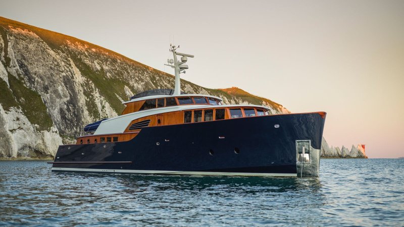 Моторная яхта Spirit p70