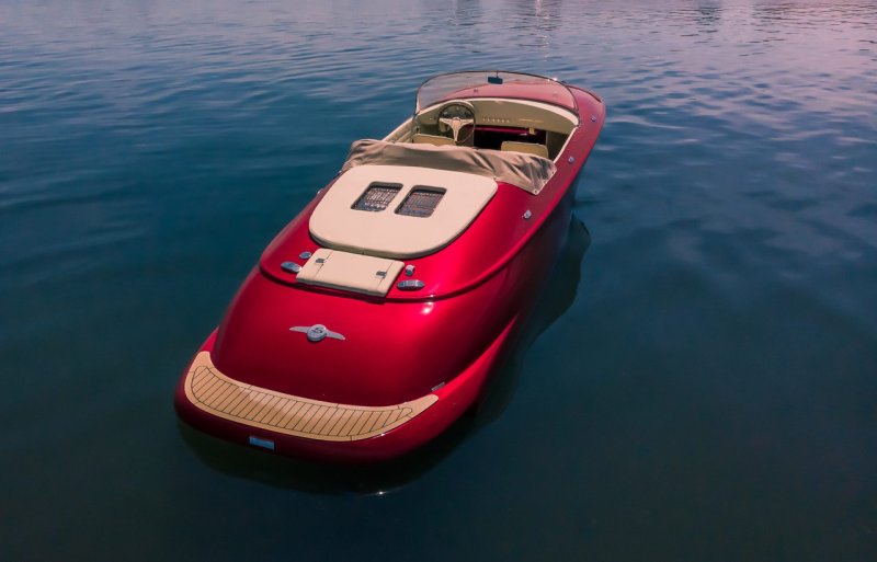 Лодка Hermes Speedster
