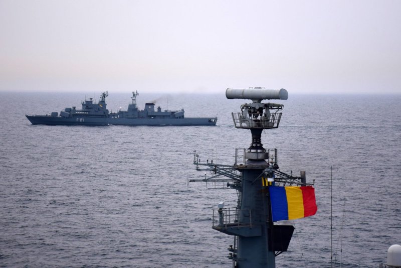 Военно-морские учения в чёрном море России и НАТО
