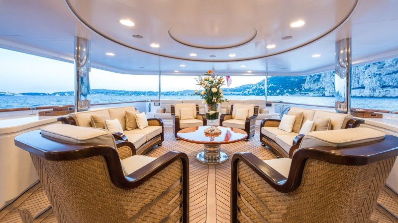 Яхта премиум интерьер