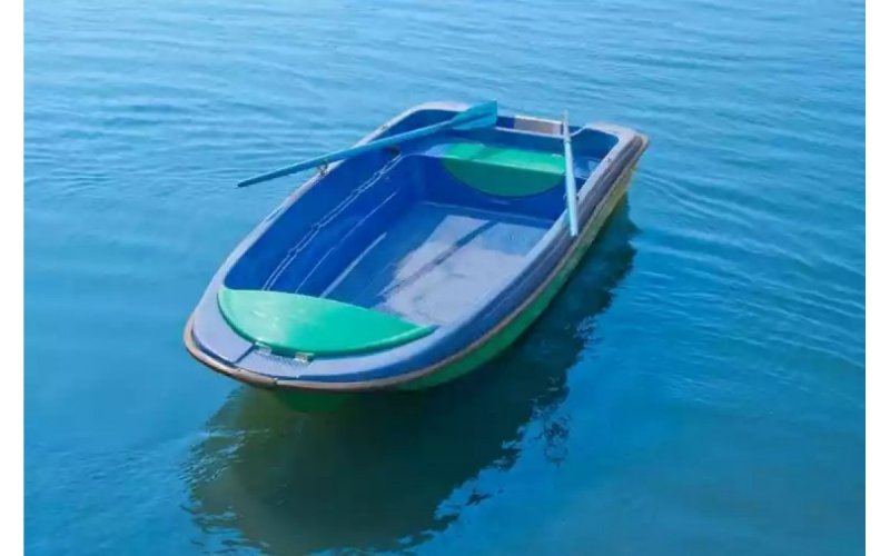 Лодка Вятбот Пингвин (тримаран)