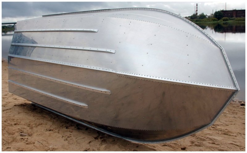 Лодка алюминиевая 3м