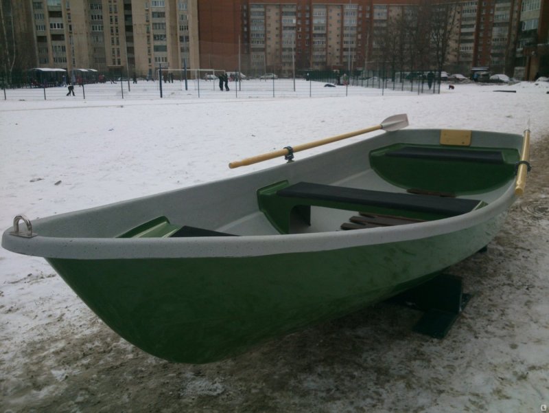 Стеклопластиковая лодка 408