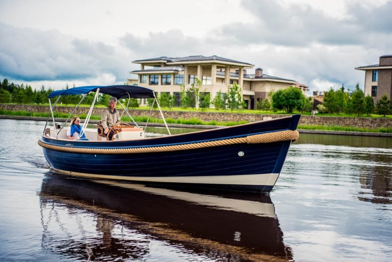 Голландские прогулочные катера