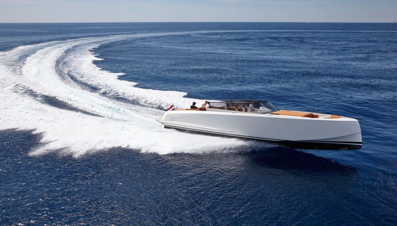 Катер лакшери