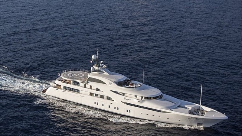 Яхта Путина в Калининграде Грейсфул