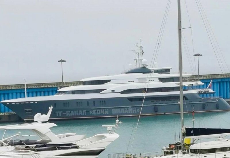 Олег Дерипаска на яхте