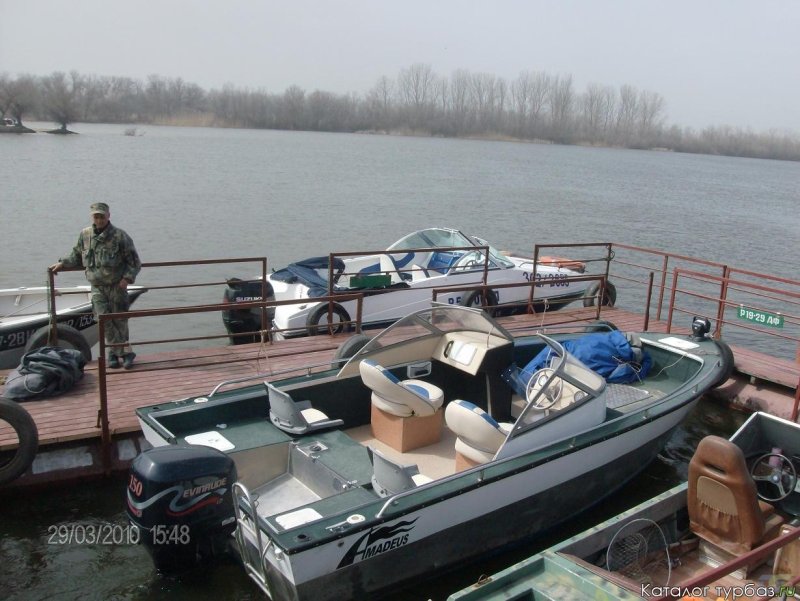 Рыболовная база с лодками и егерем на Валдае