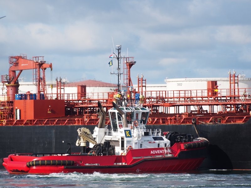 Буксир Протей