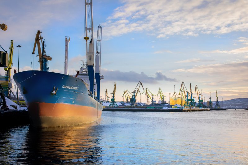 Морской порт Архангельск