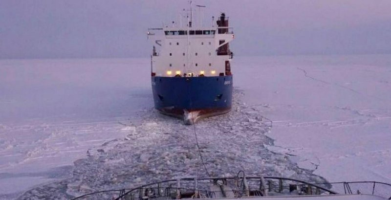 Ледокол Адмирал Макаров