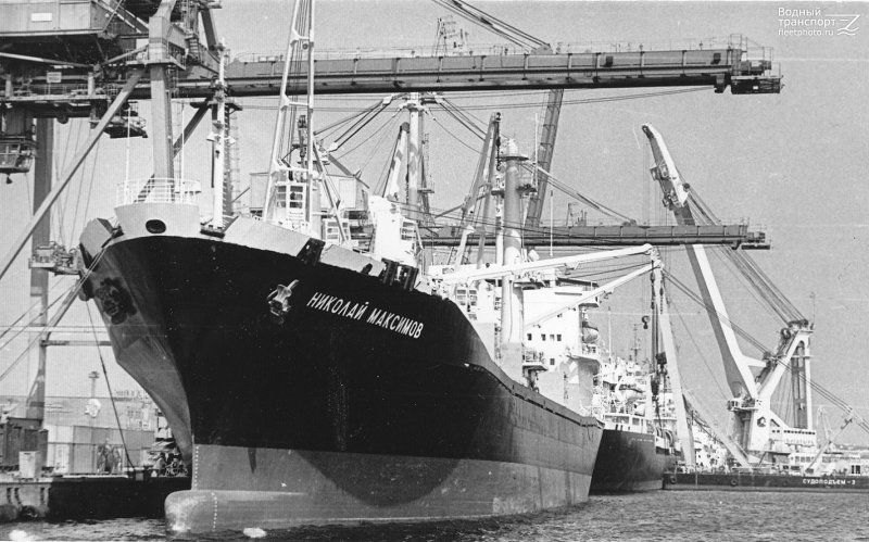 Первый Водный транспорт