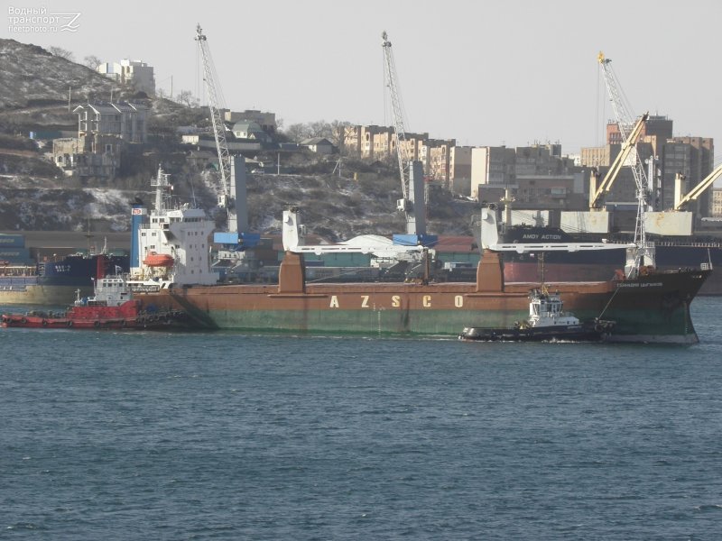 Судно богатырь Владивосток