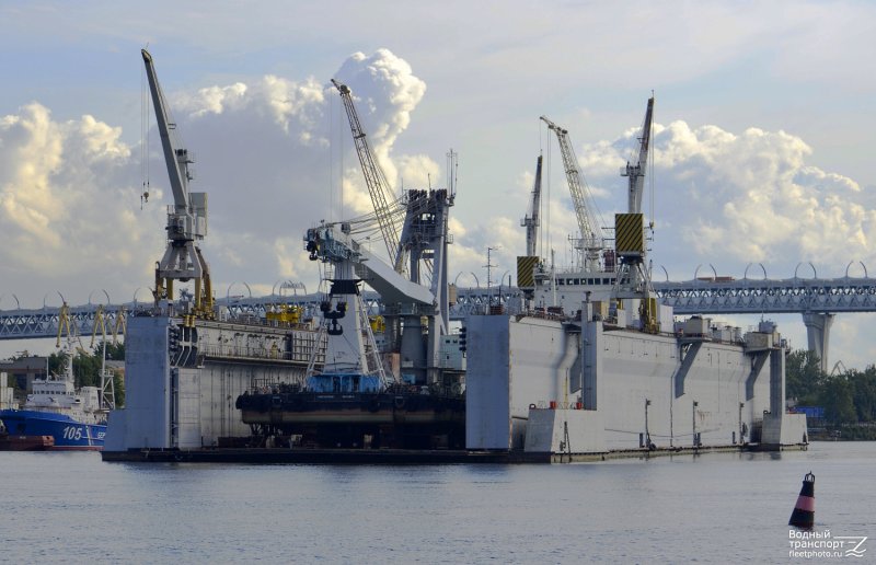 Судно МПК богатырь-6