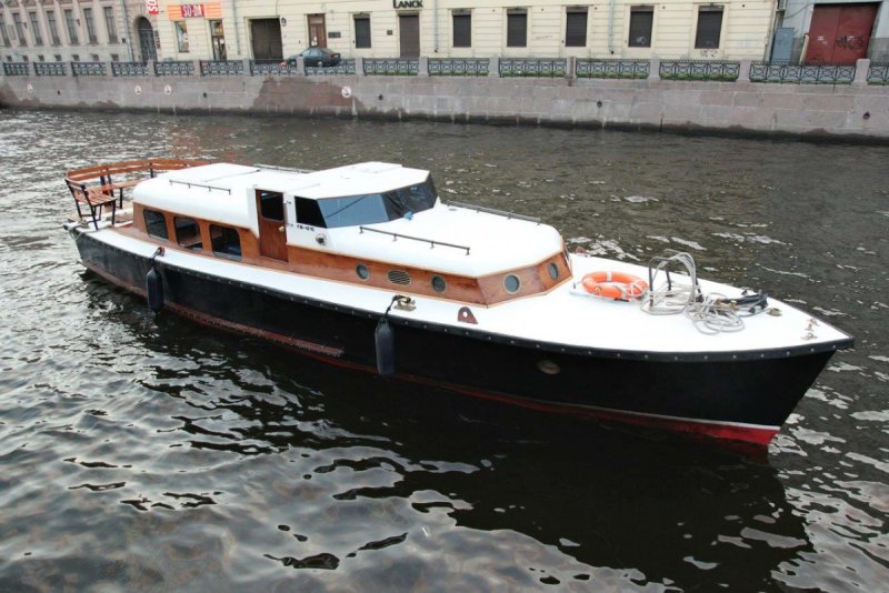 Катер Триумф Санкт Петербург