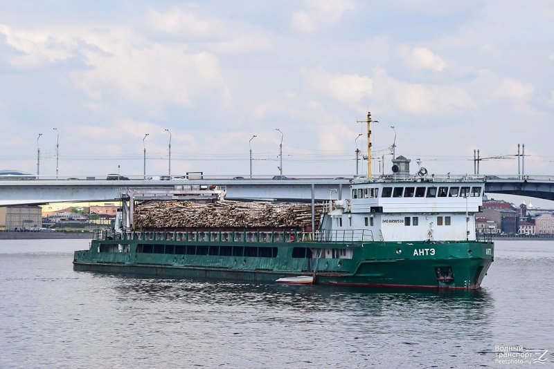 Р168 судно