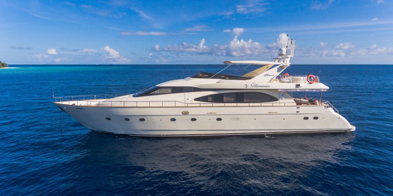 Яхта в Сиде