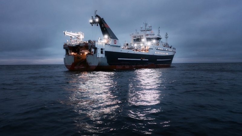 Супертраулер Капитан Вдовиченко