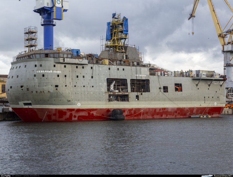 Феско Парис судно