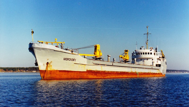 Теплоход типа морской