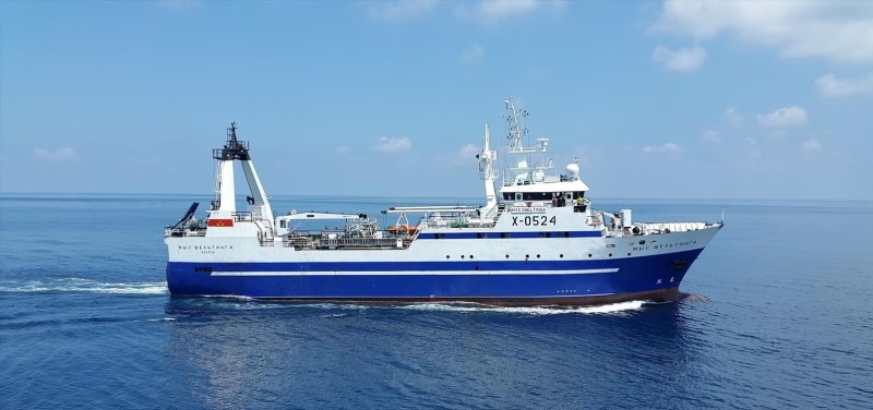 Мыс Корсакова траулер