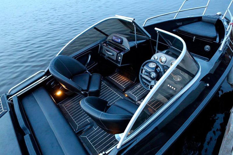 Катер Grizzly 500