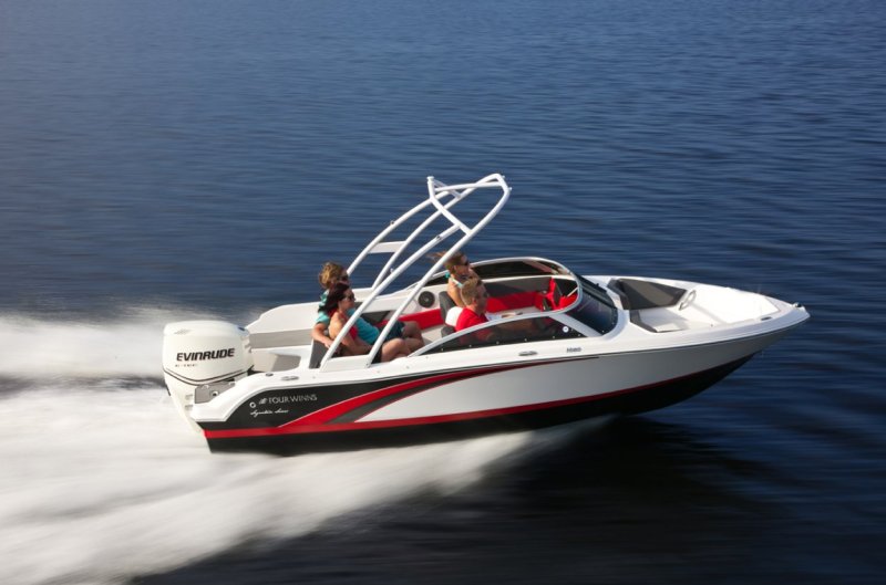 Катер прогулочный