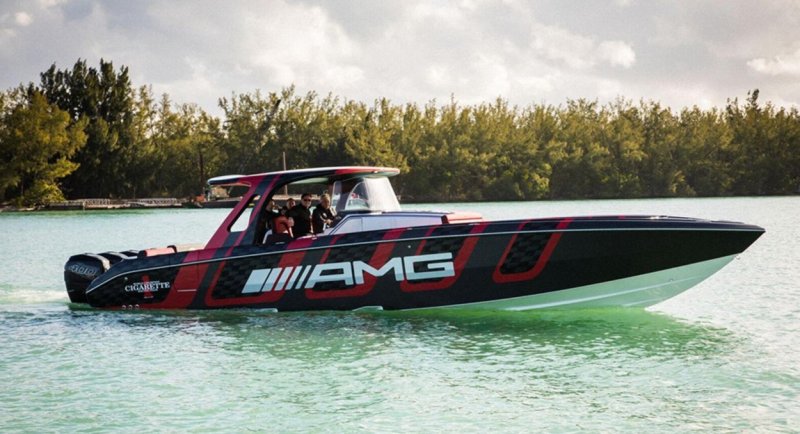 Катер АМГ Мерседес